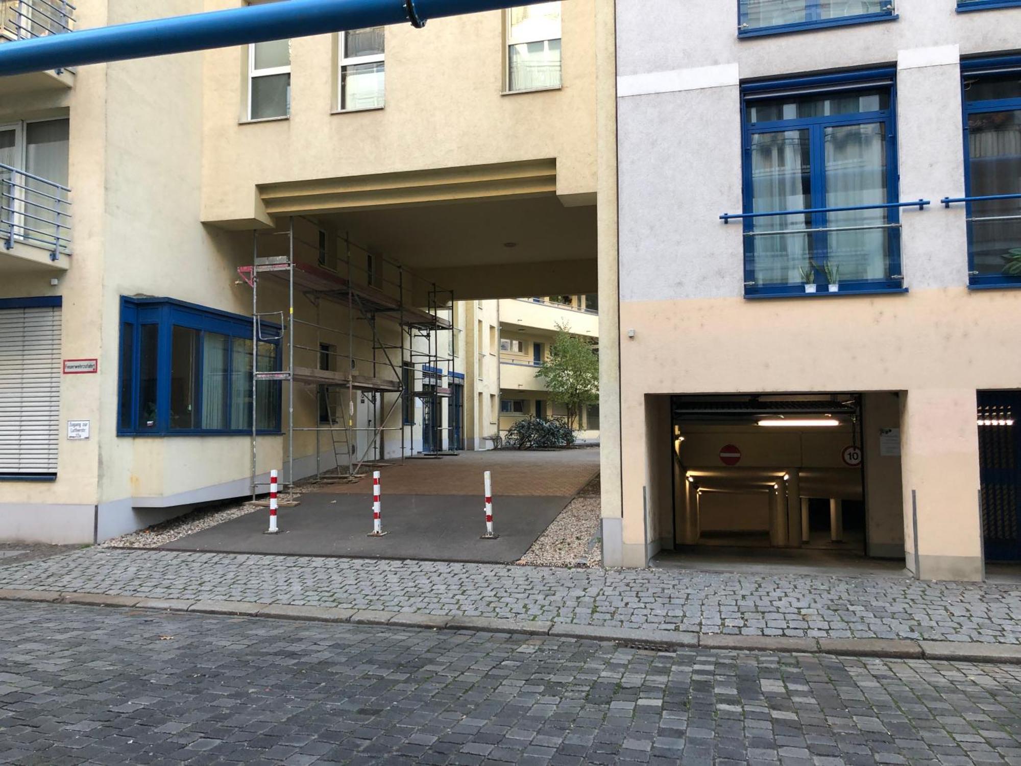 Sonnige Wohnung Im Zentrum Mit Terrasse U Tiefgarage - Netflix & Prime Leipzig Luaran gambar