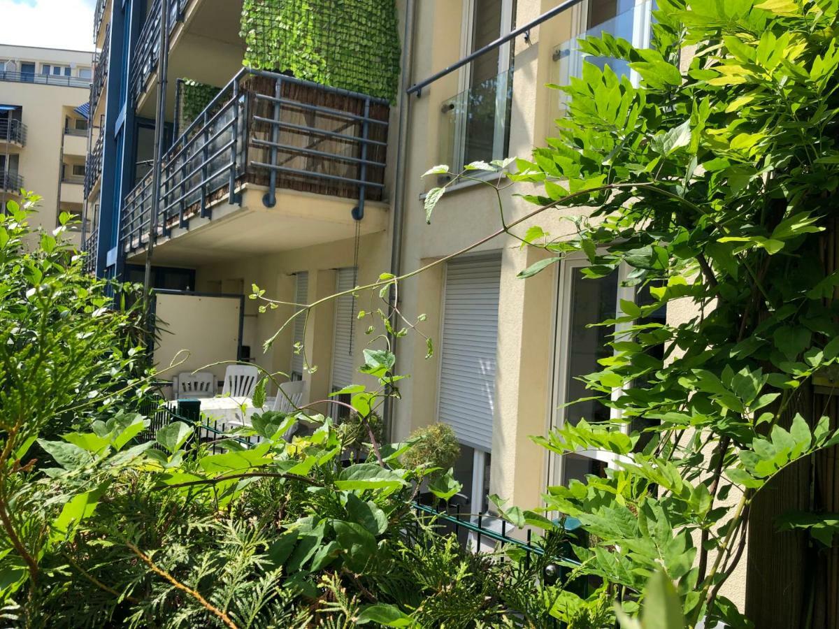 Sonnige Wohnung Im Zentrum Mit Terrasse U Tiefgarage - Netflix & Prime Leipzig Luaran gambar